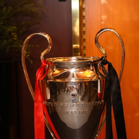 Legendární pohár.