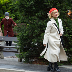 Věrka si zahraje na detektiva a začne sledovat Alžbětu.