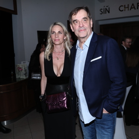 Miroslav Etzler vyvedl do společnosti svoji krásnou partnerku.