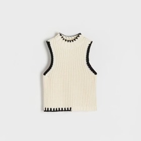 Úpletová vesta bez rukávů s rolákem, Reserved, 699 Kč