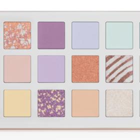 Paletka očních stínů, Essence, 268 Kč