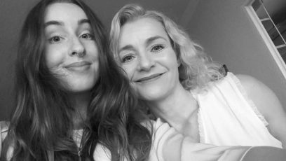 FOTO: Maminka Lenka se nesmířila se smrtí jediné dcery Elišky. Svůj život dobrovolně ukončila skokem na dno Macochy.