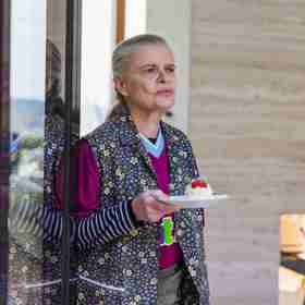 Na tělo: Zuzana Bydžovská během natáčení.