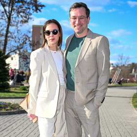 Ondřej Sokol s krásnou partnerkou. 