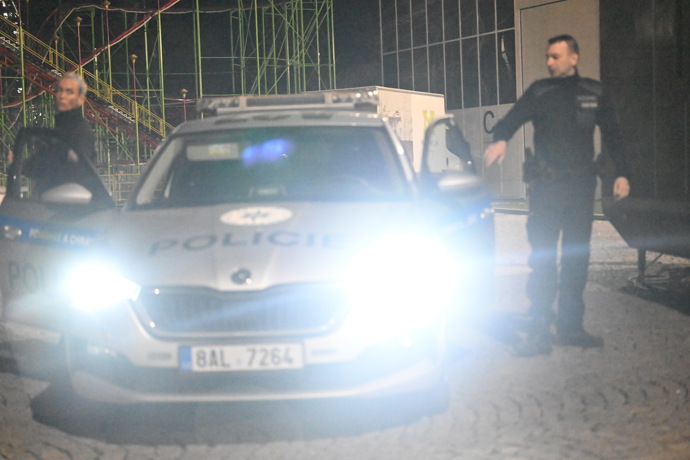 FOTO: Musela zasahovat policie. – stránka 210