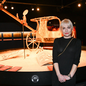 Bára Nesvadbová na výstavě Tutanchamona.