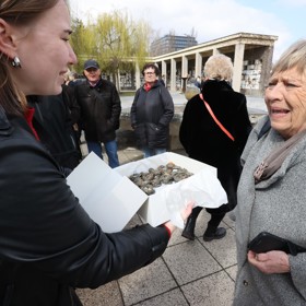Jaroslava Obermaierová dorazila na falešný pohřeb.