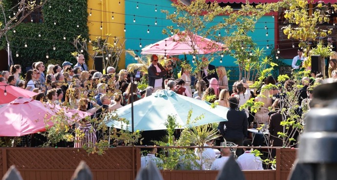 FOTO: Kristen Stewart měla bujarou svatbu. – stránka 1