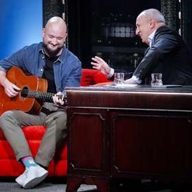 Napsal mu i song přímo na míru.