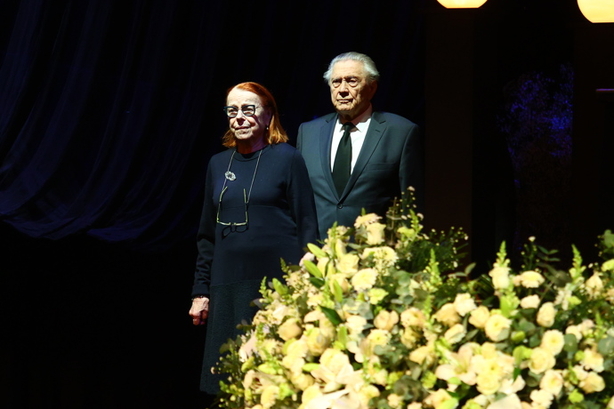 FOTO: Čestná stráž u rakve Aloise Švehlíka. – stránka 166