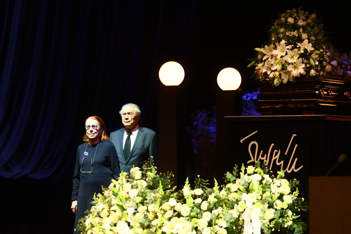 FOTO: Čestná stráž u rakve Aloise Švehlíka. – stránka 165