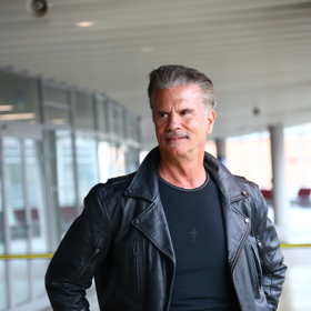 Lorenzo Lamas není single.