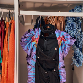 Jedna z extravagantních kreací Elis Mraz.