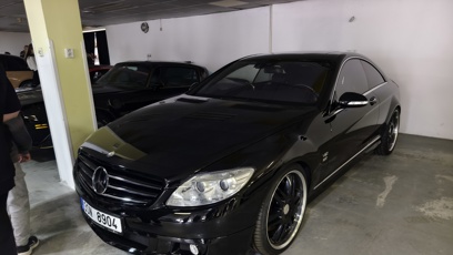 FOTO: Další Mercedes k obdivu.