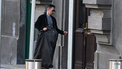 FOTO: Janek Bartoška ještě bez obleku.
