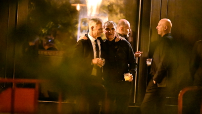 FOTO: Ivan Trojan slavil spolu s Jiřím Macháčkem u baru Public Interest.