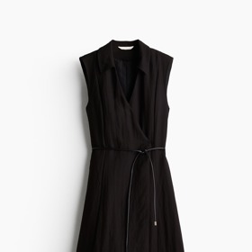 Zavinovací šaty s vázacím páskem, H&M, 959 Kč