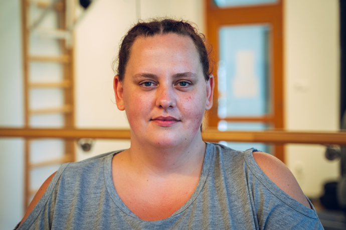 FOTO: Karolína váží 129 kilogramů. – stránka 35