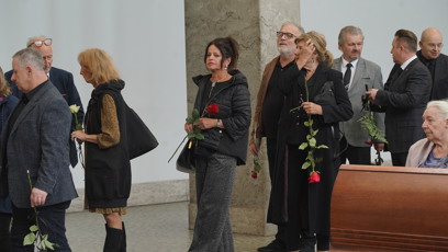 FOTO: Poslední rozloučení se zpěvákem Karlem Bláhou.