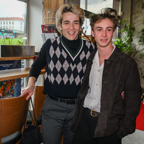 Tomáš Weber a Max Dolanský se na promítání skvěle bavili.