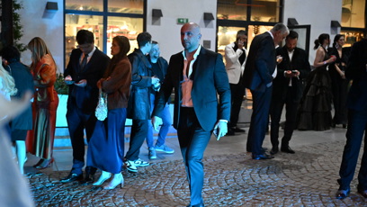 FOTO: Nabitý večer skončil a účastníci se rozcházeli plní dojmů.