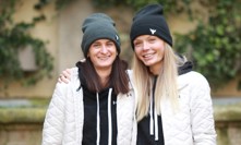 Martina Sáblíková a Nikola Zdráhalová jsou krásný pár. 