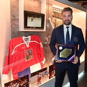 V roce 2022 byl David Moravec uveden do Síně slávy českého hokeje.