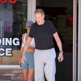 David Hasselhoff má problémy s pohybem. 