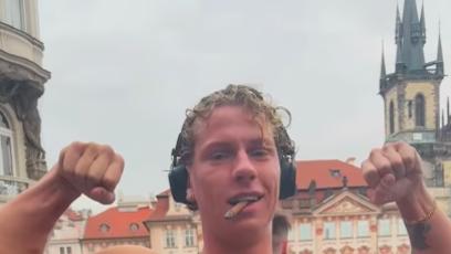 FOTO: Pája plný energie na startu