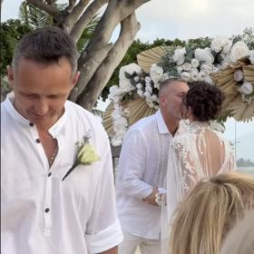 Svatba Daniely Zálešákové a Josefa Smolíka proběhla na pláži.