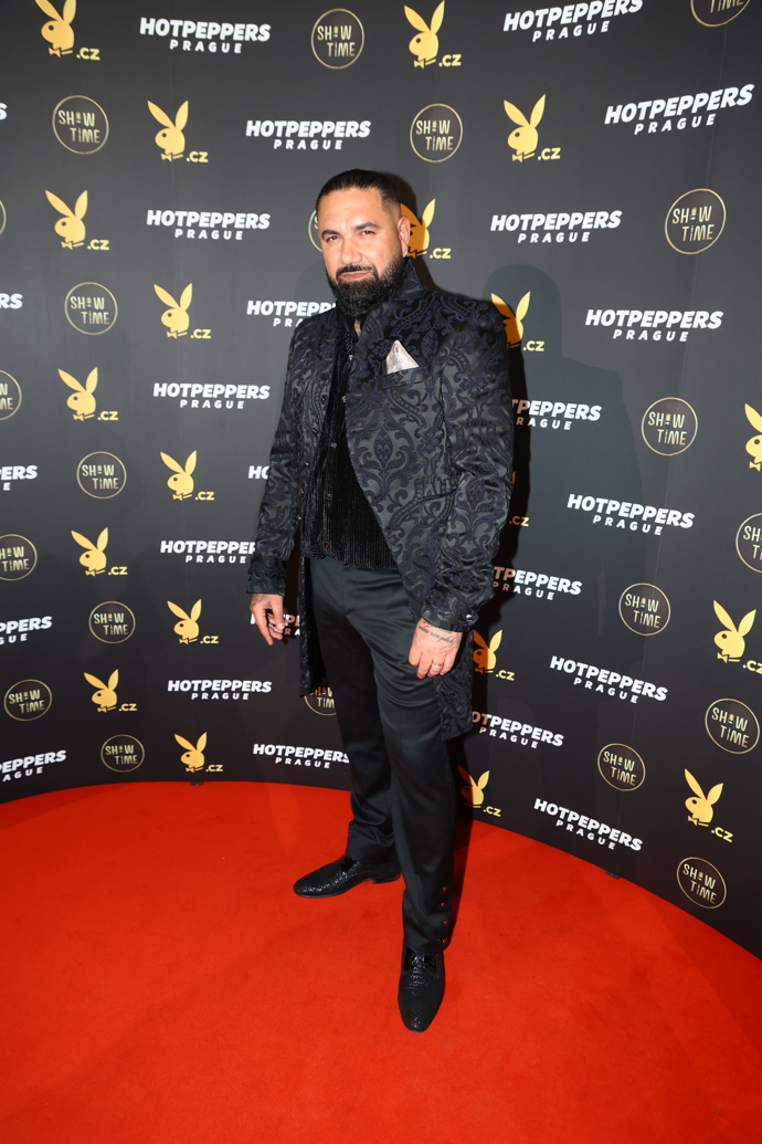 FOTO: Pozvané osobnosti si nenechali ujít Playboy party. – stránka 68