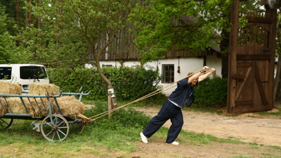 FOTO: Vilém Šír se práce nebojí.
