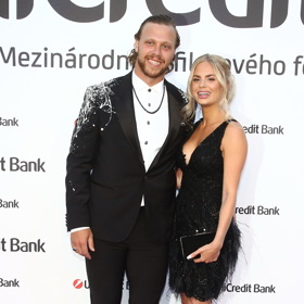 S Rebeccou má David Pastrňák vysněnou holčičku Freyu Ivy.