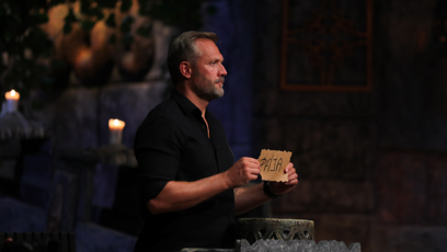 FOTO: Ondřej Novotný během hlasování.