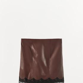 Kožená krajková sukně, Zara, 2599 Kč