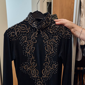 Taneční kostým z dřívějších let