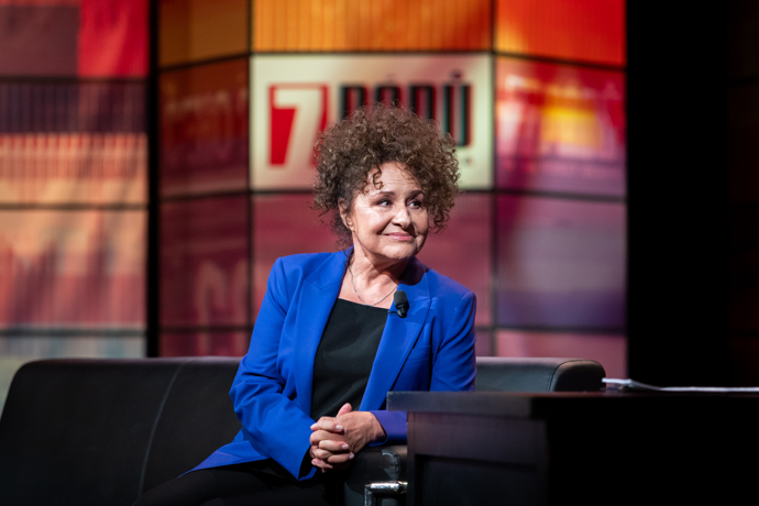 FOTO: Jitka Zelenková se objevila v 7 pádech Honzy Dědka. – stránka 8