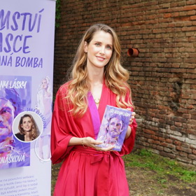 Herečka Jana Bernášková poslala do světa už čtvrtou knihu. 