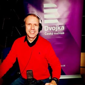 Roman v rozhovoru pro Český rozhlas.