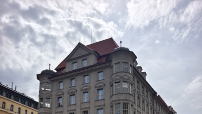 FOTO: Hotel, ve kterém přebývá Billie Eilish.