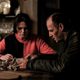 Režie se ujal Petr Hátle, který se předtím podílel třeba na dokumentární sérii Kauza Kramný.