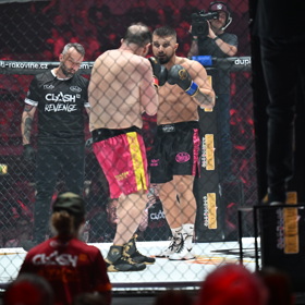 Valášek měl zcela navrch. A to není profi boxer.