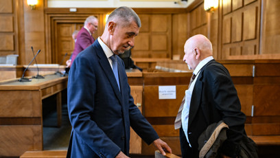 FOTO: Andrej Babiš u soudu.