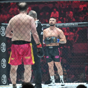 Marek "Datel" Valášek v kleci. 