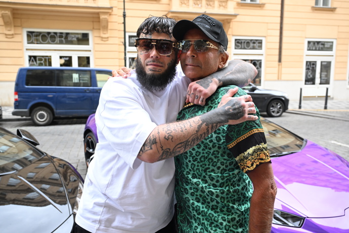 FOTO: Leo Beránek přijel společně s tátou. – stránka 34
