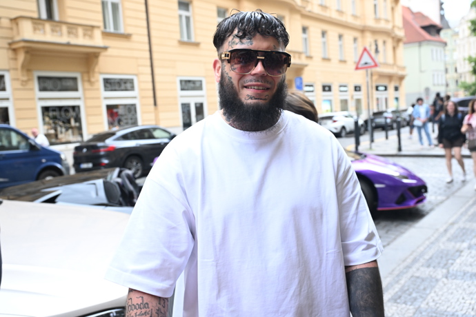 FOTO: Leo Beránek a jeho nová vizáž. – stránka 13