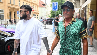 FOTO: Leo Beránek držel tátu za ruku.