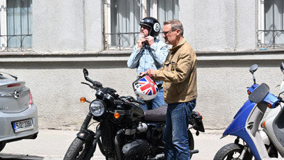 FOTO: David Matásek a Jan Matásek odjeli an motorkách.