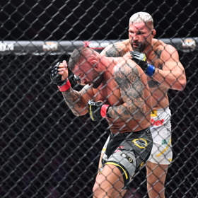 Karlos Vémola vs. Attila Végh. 