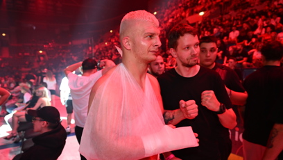 FOTO: Patrik Hübler alias Žralok se během zápasu zranil.